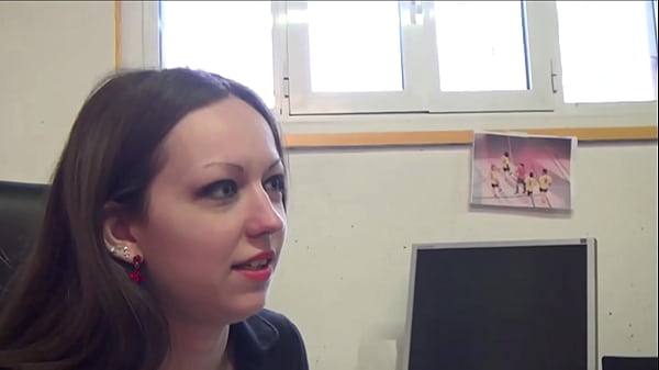 Image HR Director Gets Fucked on Her Desk !