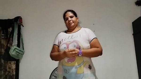 Image Esposa cachonda es follada por la gran polla de su cu&ntilde_ado mientra el marido trabaja.