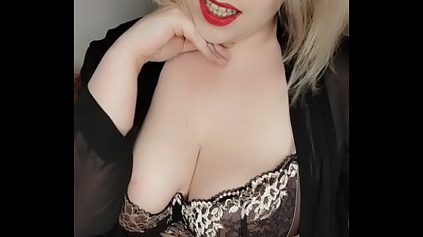 Image La vid&eacute_o compl&egrave_te de 23 minutes ou je me fais d&eacute_truire les deux trous par ce ...