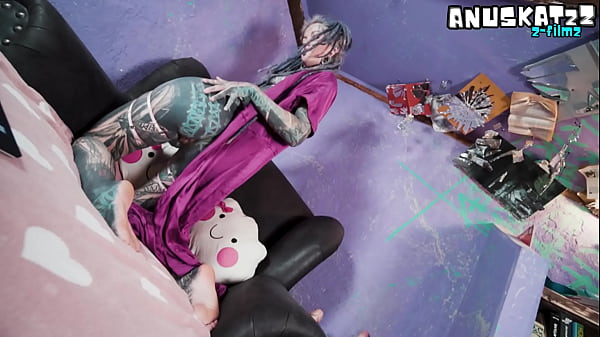 Image Ink-covered beauty&rsquo_s livestream featuring anal fun