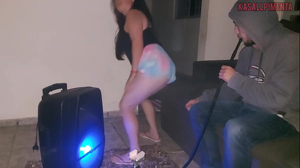 Image amiga depois da social, provoca amigo at&eacute_ fazer de tudo com pau grande dele.