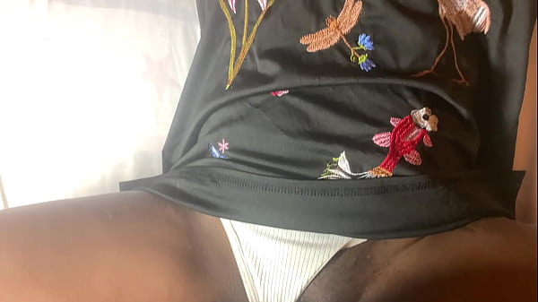 Image African Goddess Chocolate Skin Bed Scene (HD)