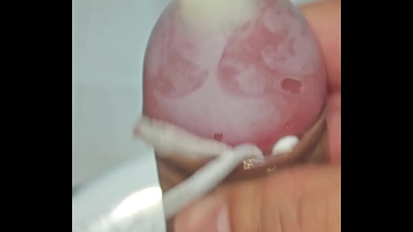 Image Use straps to tie my cock and ejaculate in the condom (please like me, if you want to be seen by more people, please see the detailed introduction)