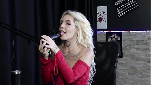 Image COMPILADOS DA KYRA SEX NO PRELIMINARES PODCAST COM BIA HOT - PARTE 5 (WATCH ON: SHEER/RED)