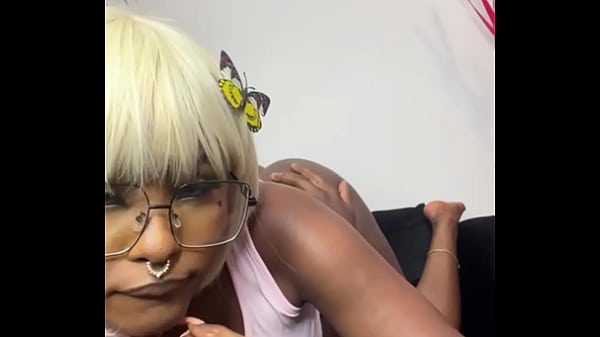 Image Big titty nurse let&rsquo_s her patient cum in her mouth at the hospital
