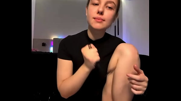 Image Masturbate in the doggystyle so hard