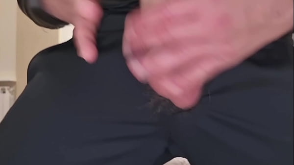 Image ABITO NERO ELEGANTE E TANTO SPERMA | RAGAZZO ITALIANO SEXY SI SEGA IN MODO SENSUALE CON DIALOGHI SPORCHI E GEMITI INTENSI - CAZZO ENORME TUTTO DA SUCCHIARE