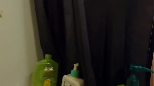 Image Amateur BBW Mature Candid Sandra hidden camera in shower