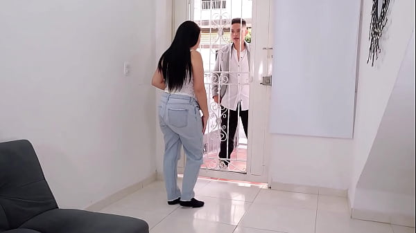 Image I collect the insurance and leave her with her mouth and pussy bursting with milk &ndash_ Dilan Clavijo