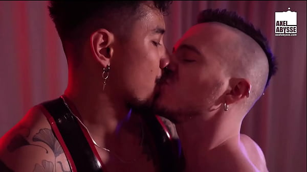 Image Tattooed Axel Abysse Extremely Receives Wild Anal Fisting