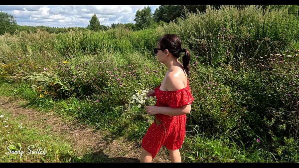 Image Country girl gives a blowjob outdoors