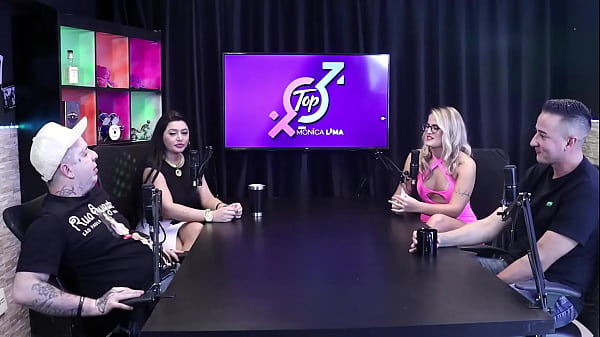 Image Bruna Carlos e Matheus Caetano no Top Cast - Parte 1: A Putaria que Pegou Fogo na Mesa do Podcast