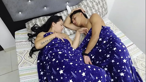 Image FOLLANDO A LA CALIENTE DE MI MUJER