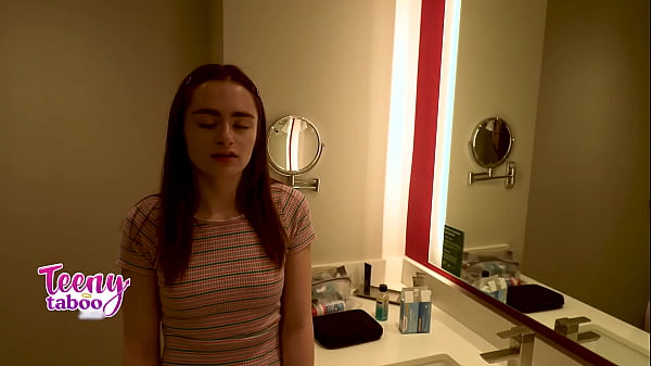 Image Stepdad Cums In His 18 Year Old Stepdaughter Reese Robbins