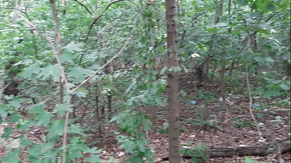 Image Risky lesbian masturbation in the forest