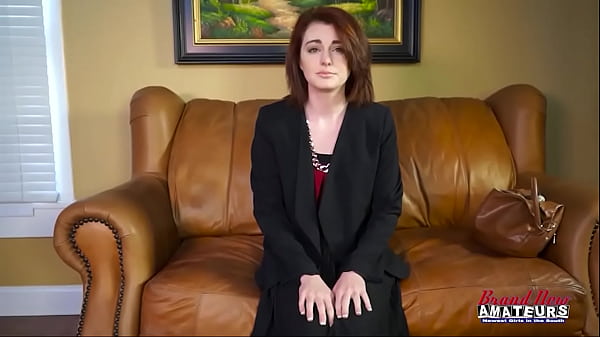 Image Redhead Coed Hottie Ravyn Rubs Her Tits And Pokes Her Pussy With A Sex Toy!