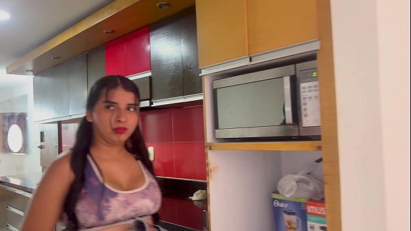 Image me follo a mi hermanastra y le demuestro que no soy gay, termino corriendome en su co&ntilde_o