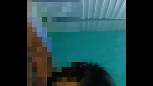 Image Mi casero est&aacute_ contento porque as&iacute_ es como pago el alquiler, foll&aacute_ndome a un hombre gordo y casado.