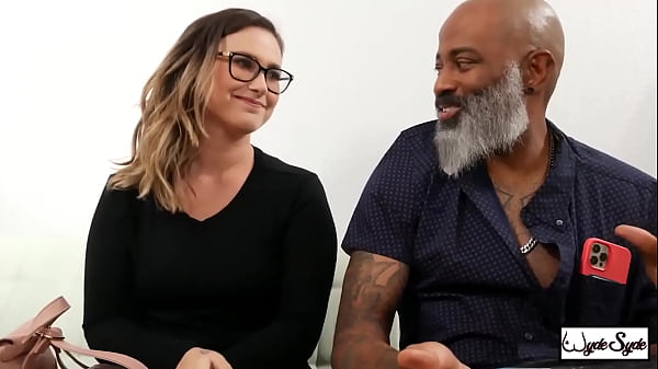 Image Inked BBW Red August In Specs Gets Dicked By Old Shaun Dam!