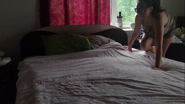 Image Curvy girl & her man &ndash_ intimate mutual masturbation in rural bed