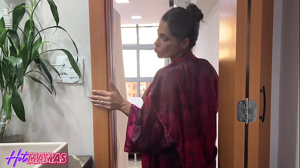 Image Homem de pau grosso esgar&ccedil_ando todos os buracos dessa MILF safada