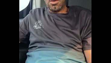 Image Te gusta ver como sale la leche de mi polla?