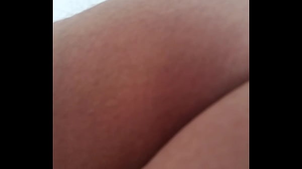 Image Uncut cock, masturbation, chubby guy, visible feet. August 10, 2025.
