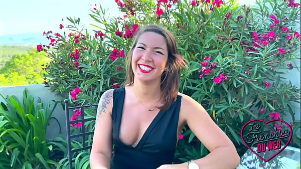 Image Lexie, brune sulfureuse, veut une bite pour combler son derri&egrave_re