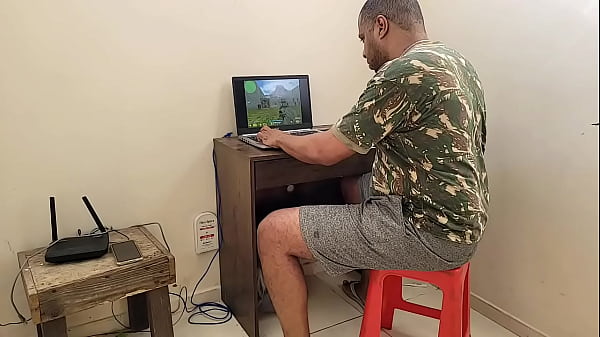 Image JOGANDO COM MINHA MADRASTA E ACABAMOS FUDENDO BEM GOSTOSO COM DIREITO A MUITA PORRA NA BOCA