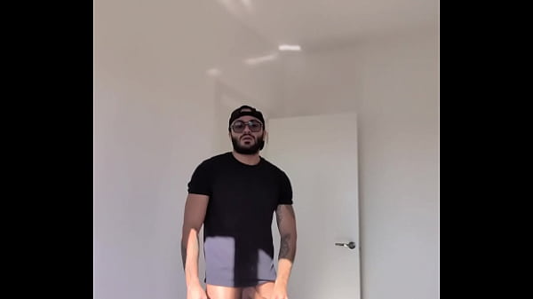 Image The horny painter cums in the kitchen