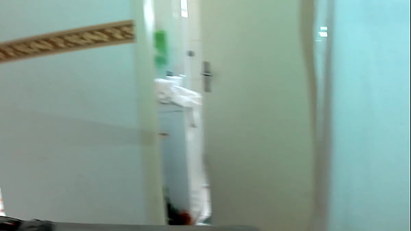 Image Bundinha empinada j&aacute_ estava l&aacute_ toda empolgada se masturbando e preparando bem o seu lombo.