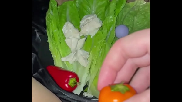 Image EXTREME KINKY HARDCORE FOOD FETISH-TEEN GIRL FUCK HERSELF&MASTURBATE WITH FRUITS,CHOCOLATE,SCHRIMPS-WEIRD ARAB FULL VIDEO PORN-BEST AMATEUR-SAUDI-ARABIAN SNOWWHITE-LOS ANGELES-UNITED STATES-2025-USA G