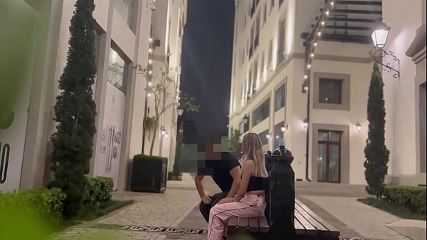 Image FLACA CALIENTE DE TINDER ENTREGA EL CO&Ntilde_O SIN CONDON EN LA PRIMERA CITA