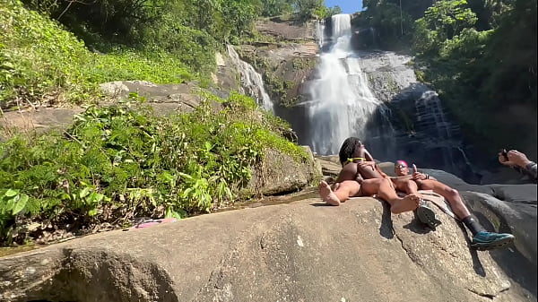 Image BASTIDORES E V&Iacute_DEO AMADOR COM A PRETINHA DE VEJA COMO QUE &Eacute_ UM BASTIDORES (COMPLETO NO RED E NO CHER)