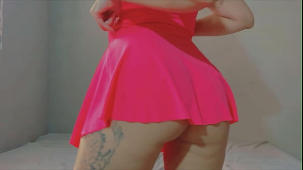 Image SEX MACHINE! Virgin girl masturbates for the first time by fucking her pussy