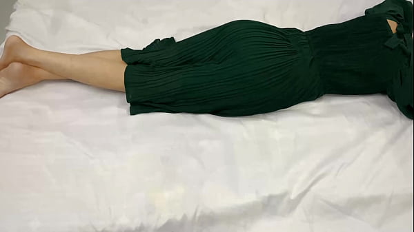 Image My 18young step sister was alone in the room, I also went to her room and fucked her pussy at night