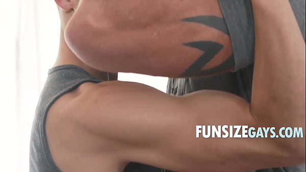 Image Training My Twink To Be Strong