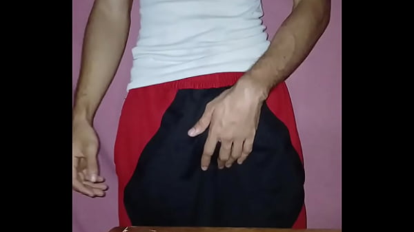 Image Muscular guy jerking off solo