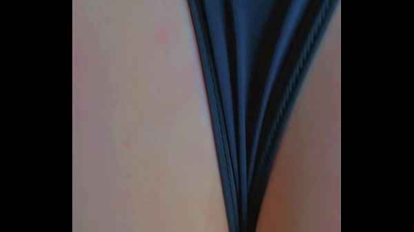 Image Delicious Latina brunette moans with pleasure and ends with an explosive cumshot on her big ass