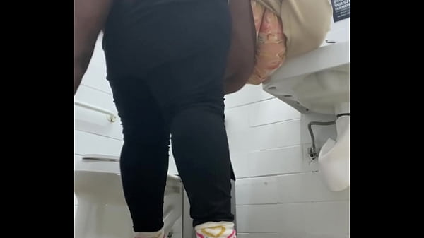 Image Bathroom quickie leaves my pussy dripping cum