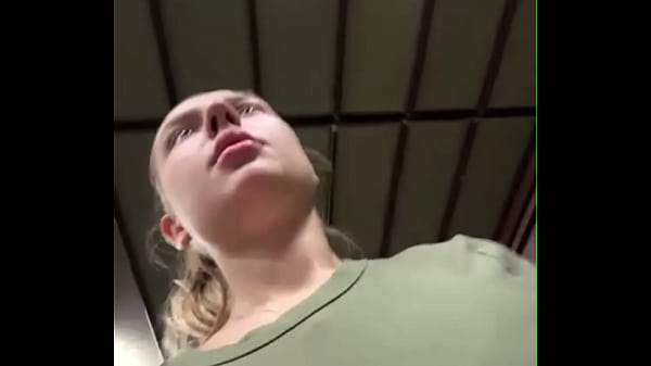 Image Squirtung and anal fucking in public