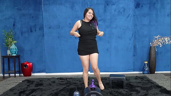 Image Michelle's First Sybian Ride