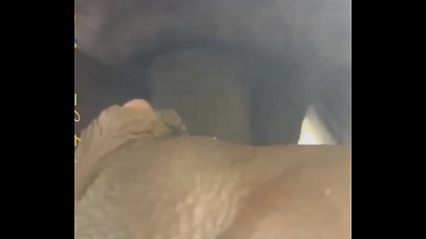 Image El vecino me deja el co&ntilde_o lleno de leche