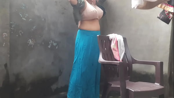 Image Wife bathing outdoor yard