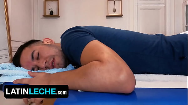 Image Muscular Doctor Ferfroma Slobbers On Hot Patient's Fat Dick During Passionate Massage - Latin Leche