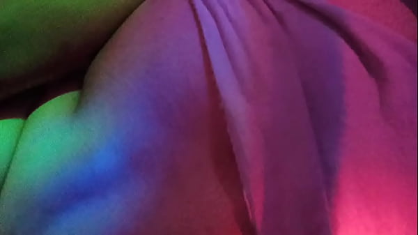 Image Desi Girl Shalini Get Massaged her Sexy Ass