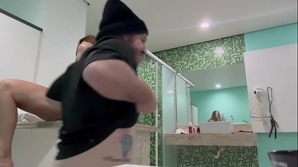 Image Levei a ninfetinha para o motel e fodemos a noite toda