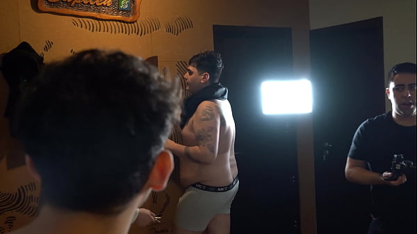Image Strip-pong stream with argentinian pornstars gets hot! Knock Knock Club