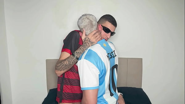 Image ARROMBEI O CU DA PUTINHA E ELA AINDA PEDIU PRA EU GOZAR NA SUA BUNDA.