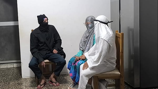 Image Arab courtship ritual! An unfaithful couple asks for advice in front of an Arab pastor and then ends up consummating their relationship. Latin Arab porn.